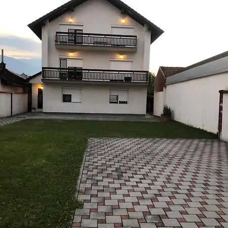 Ema Apartamento Bihać